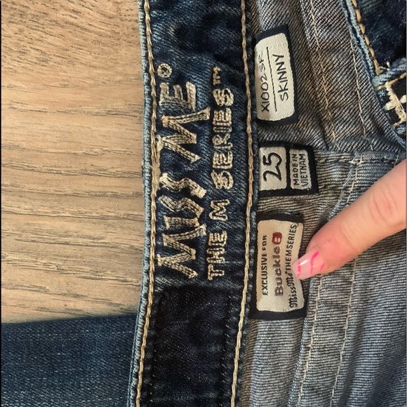 Miss Me Skinny Jeans - Picture 4 of 6